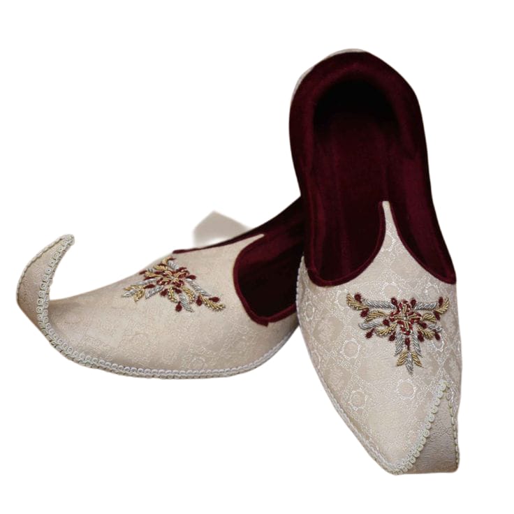 Groom kussa